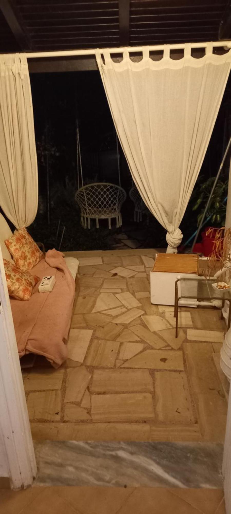 Acharavi Stone Daisy Holiday home
